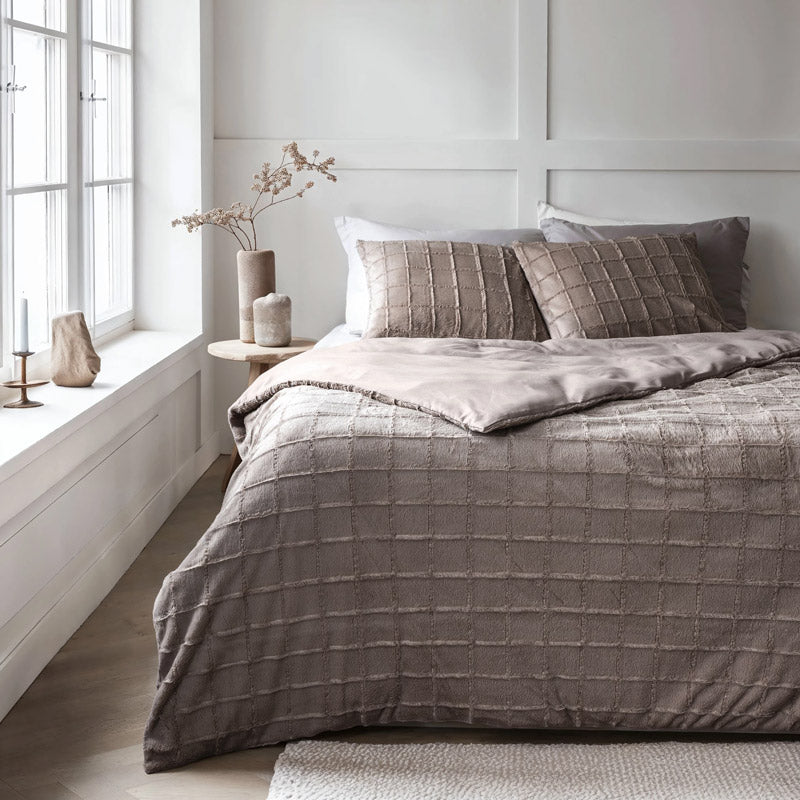 Faux Fur Check Dekbedovertrek – Groen, Taupe, Zwart & Beige