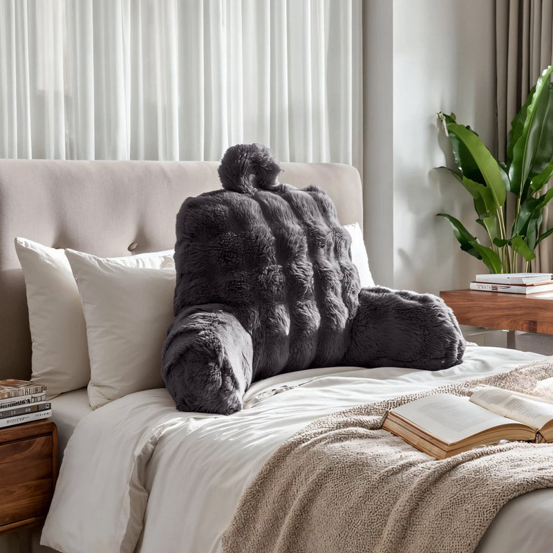 Bedrest Pompom 34×50 cm – Faux Fur Rugsteunkussen in Beige, Taupe & Antraciet