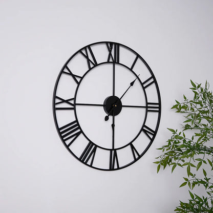 Falkenberg Wandklokken – Zuba, Luna en Amara