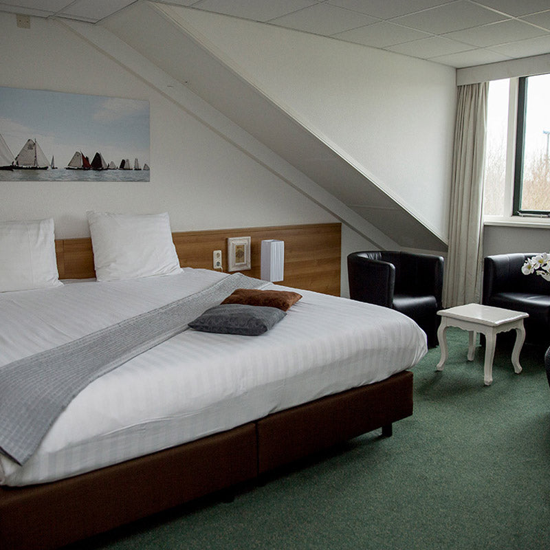 Heerenveen Hoteldeal – Fletcher Hotel-Restaurant Heidehof | Nachtje Weg voor 2 Personen in Friesland