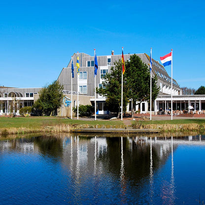 Hollum Hoteldeal – Fletcher Hotel-Restaurant Amelander Kaap | Nachtje Weg voor 2 Personen in Friesland