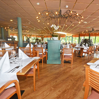 Hollum Hoteldeal – Fletcher Hotel-Restaurant Amelander Kaap | Nachtje Weg voor 2 Personen in Friesland