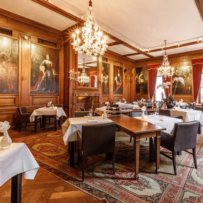 Leeuwarden Hoteldeal – Fletcher Hotel-Paleis Stadhouderlijk Hof | Nachtje Weg voor 2 Personen in Friesland