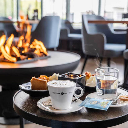 Nes Hoteldeal – Fletcher Hotel-Restaurant Noordsee-Ameland | Nachtje Weg voor 2 Personen in Friesland