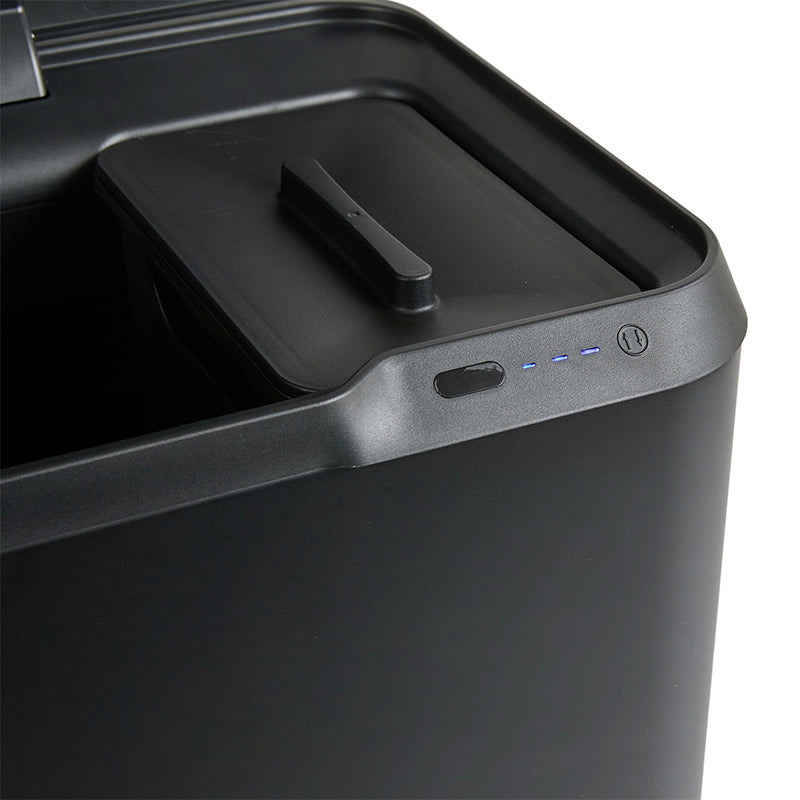 Prullenbak met Sensor – 63 Liter – Mat Zwart / Metal Grey