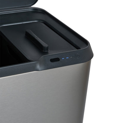 Prullenbak met Sensor – 63 Liter – Mat Zwart / Metal Grey